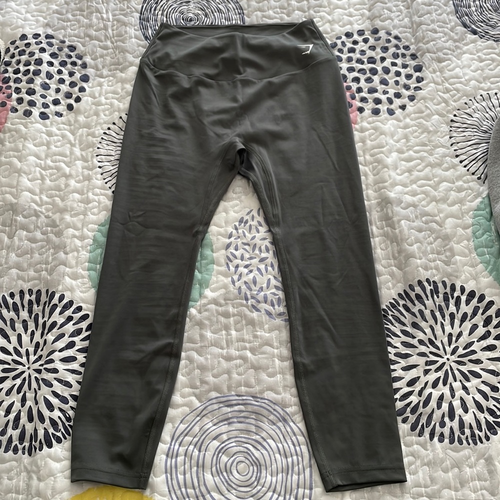 GymShark brand new 7/8 leggings - womens large